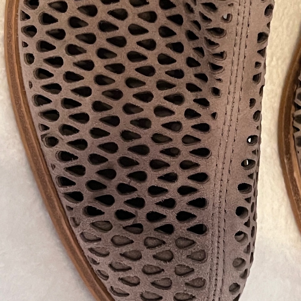 Vince Camuto phandra pointed laser cut booties Y2K summer festival cottagecore - Picture 6 of 15